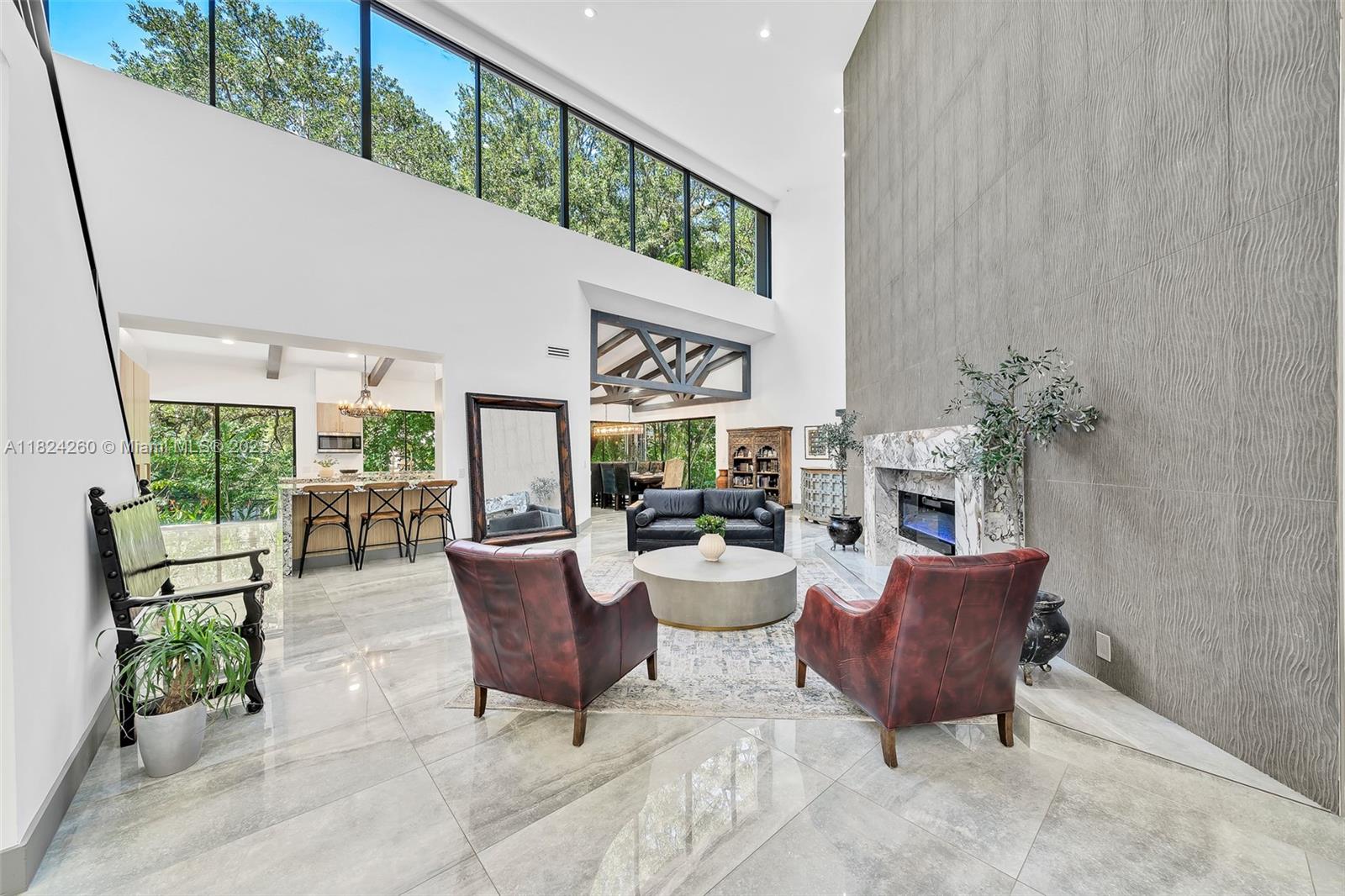 5811 SW 33rd Ter Hollywood, FL 33312