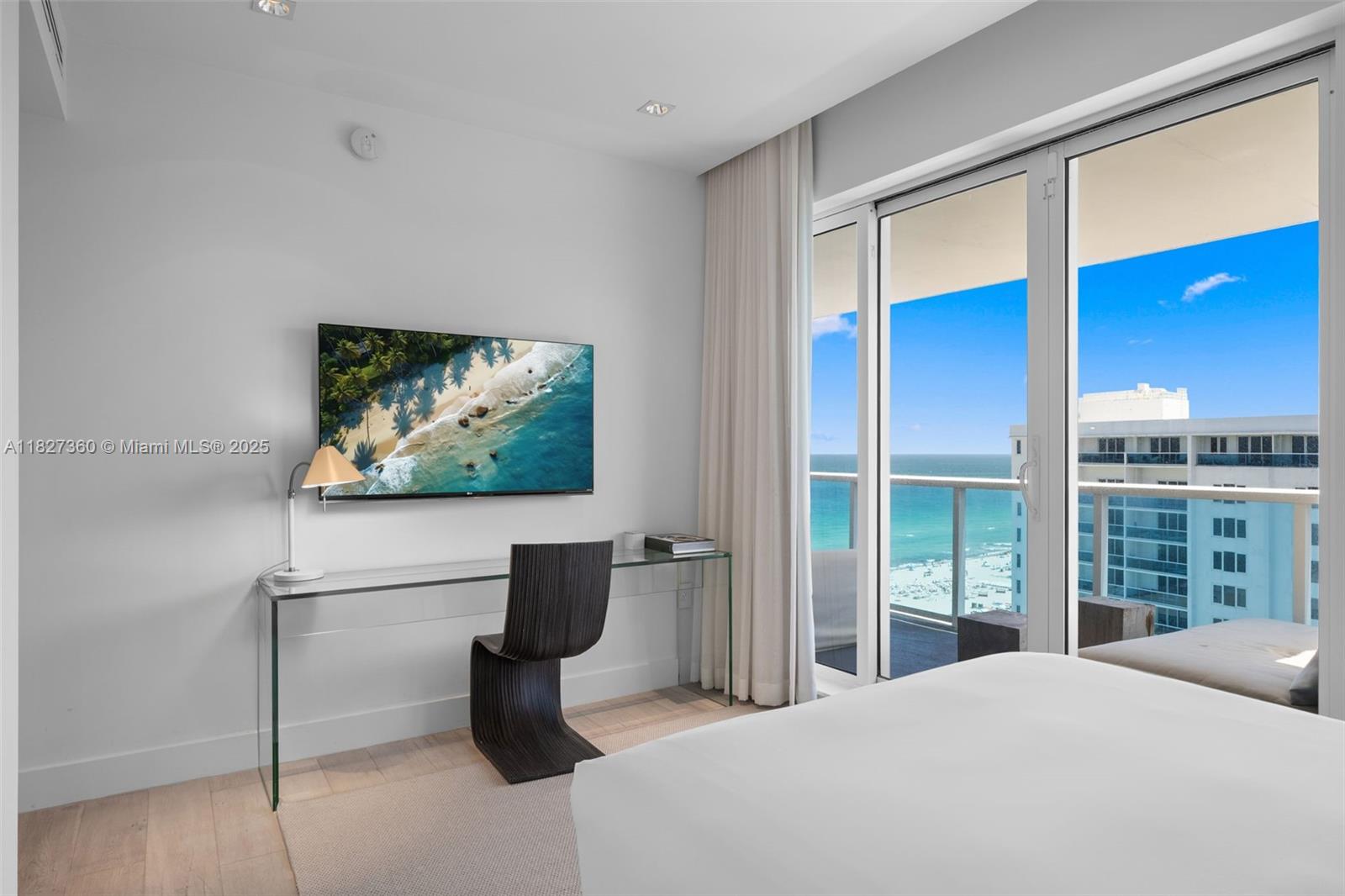 102 24th St #PH-1706 Miami Beach, FL 33139