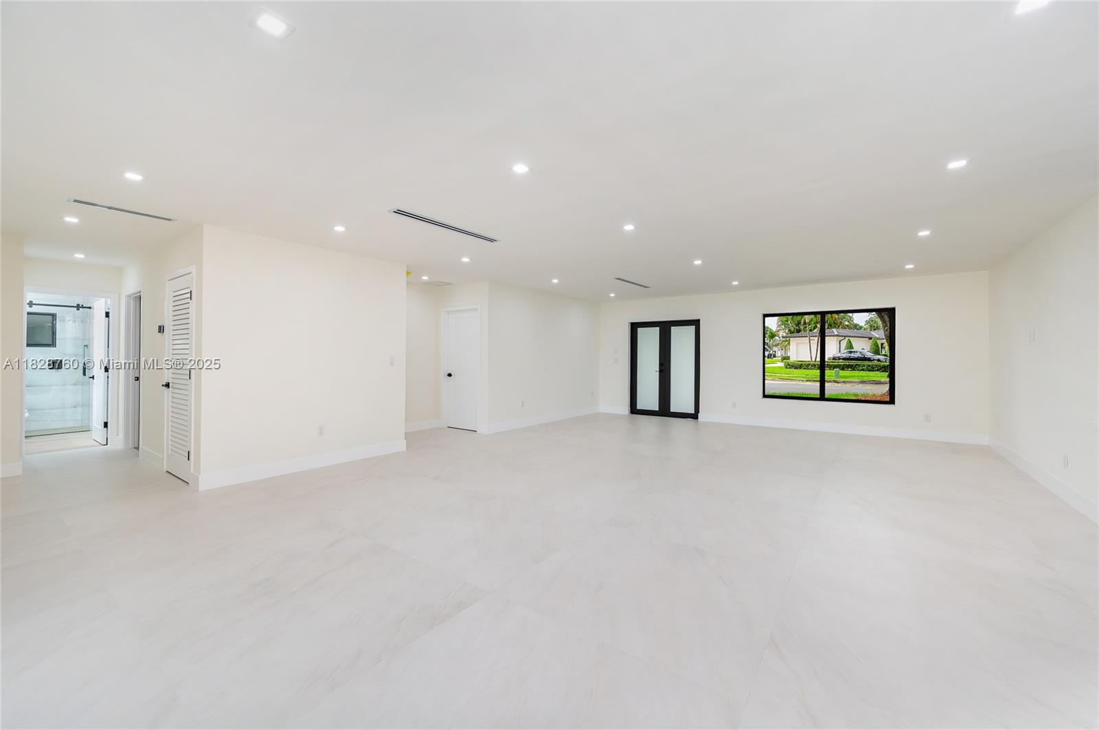 7101 E Troon Cir Miami Lakes, FL 33014