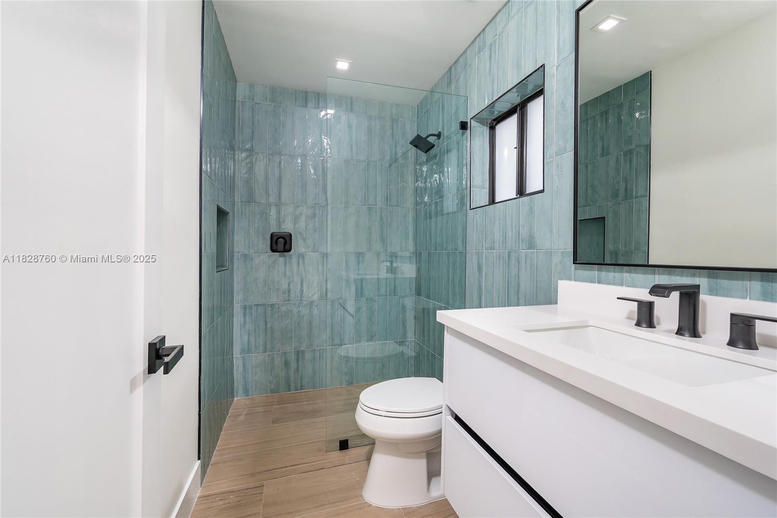 7101 E Troon Cir Miami Lakes, FL 33014