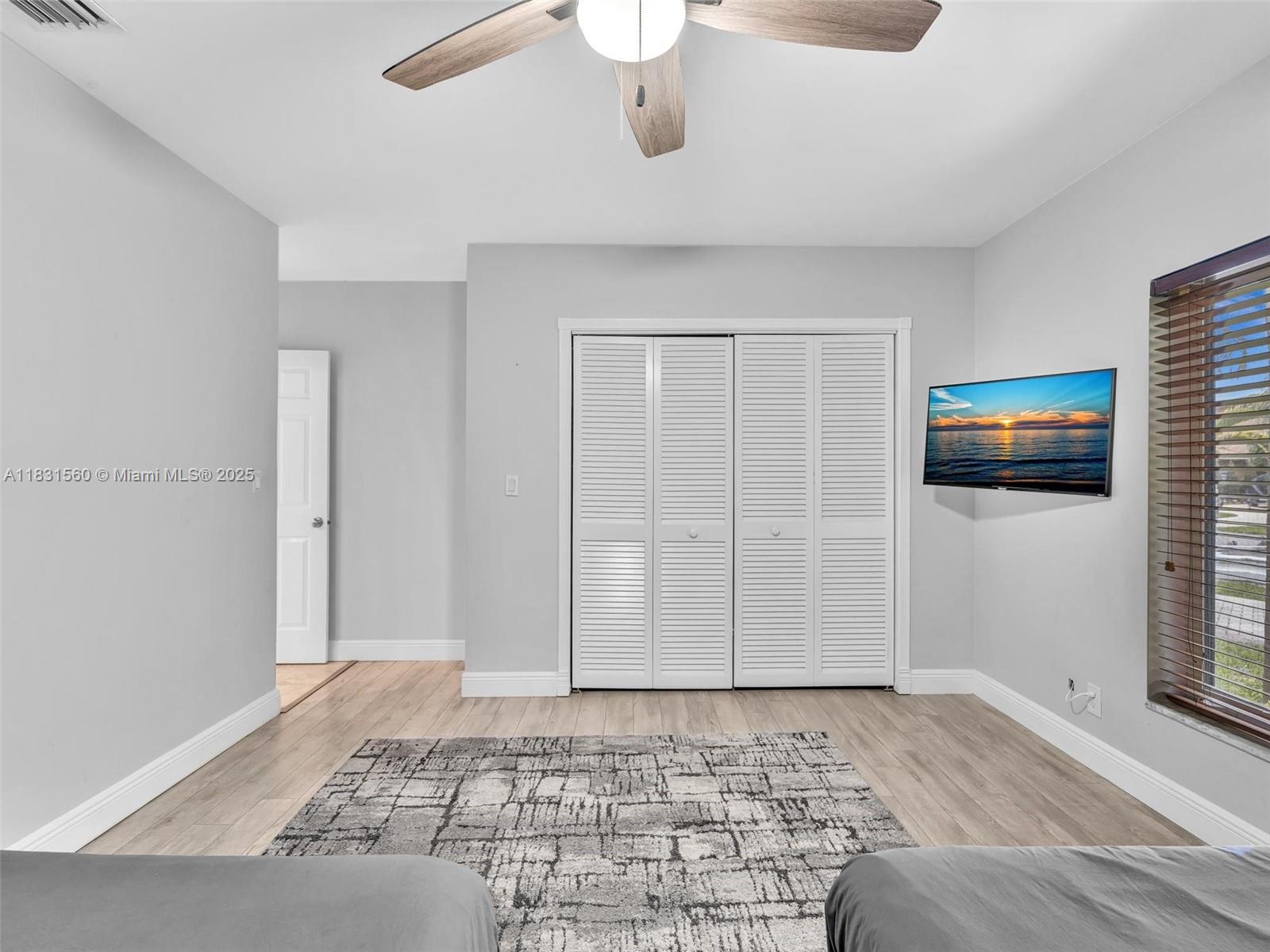 413 Tamarind Dr Hallandale Beach, FL 33009