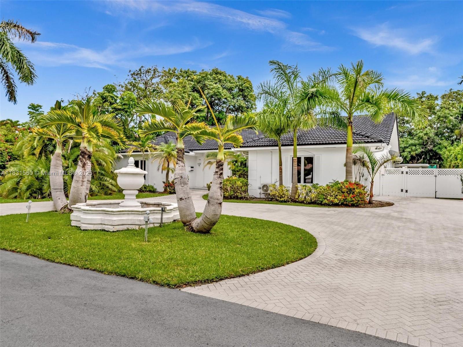 413 Tamarind Dr Hallandale Beach, FL 33009