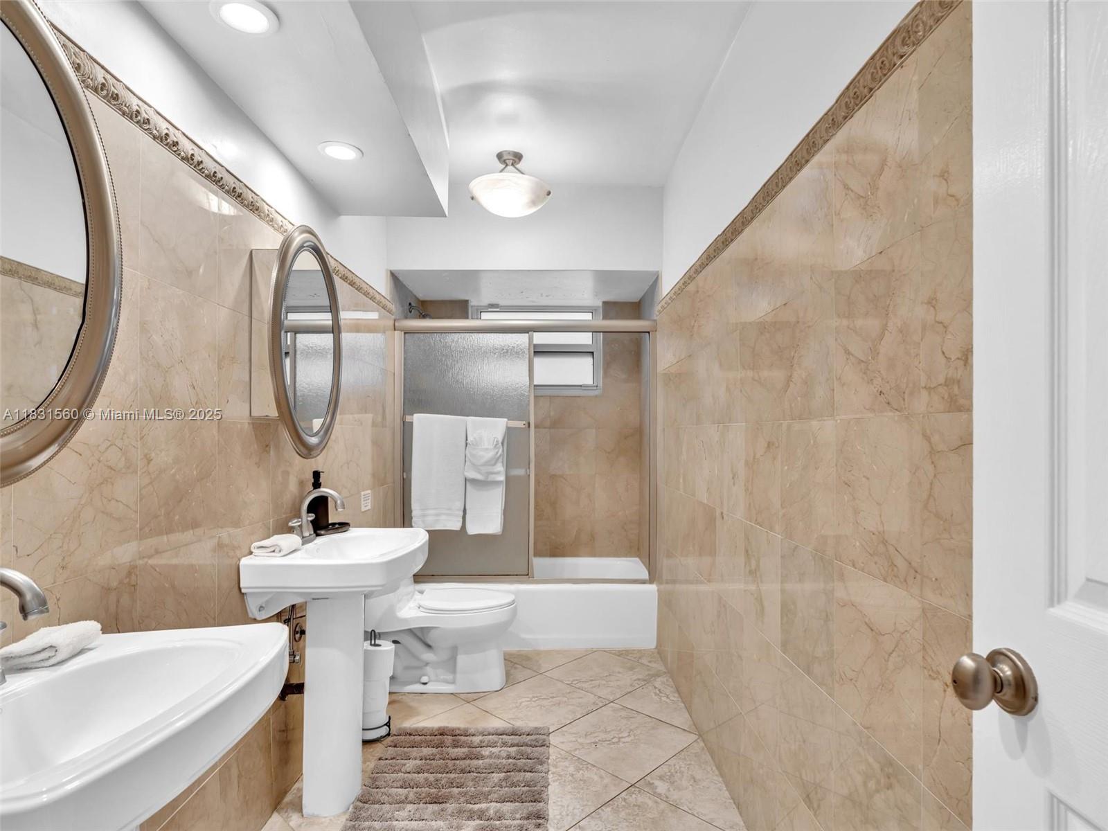 413 Tamarind Dr Hallandale Beach, FL 33009