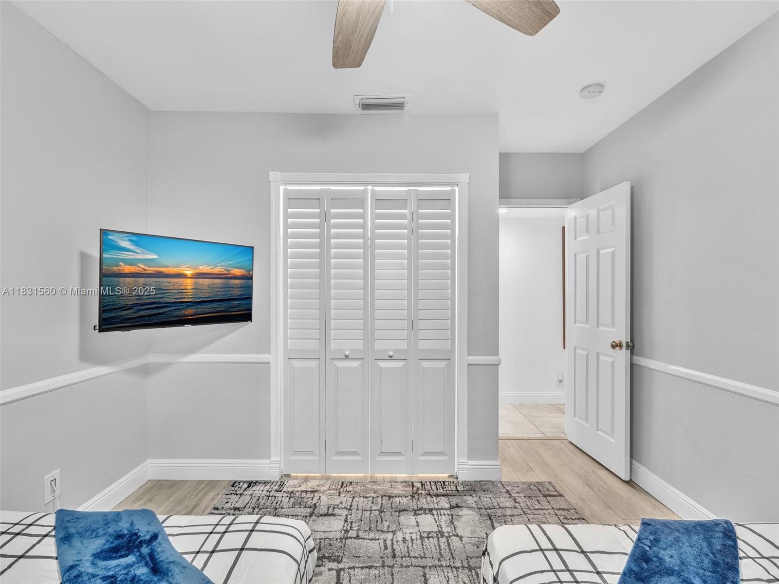 413 Tamarind Dr Hallandale Beach, FL 33009