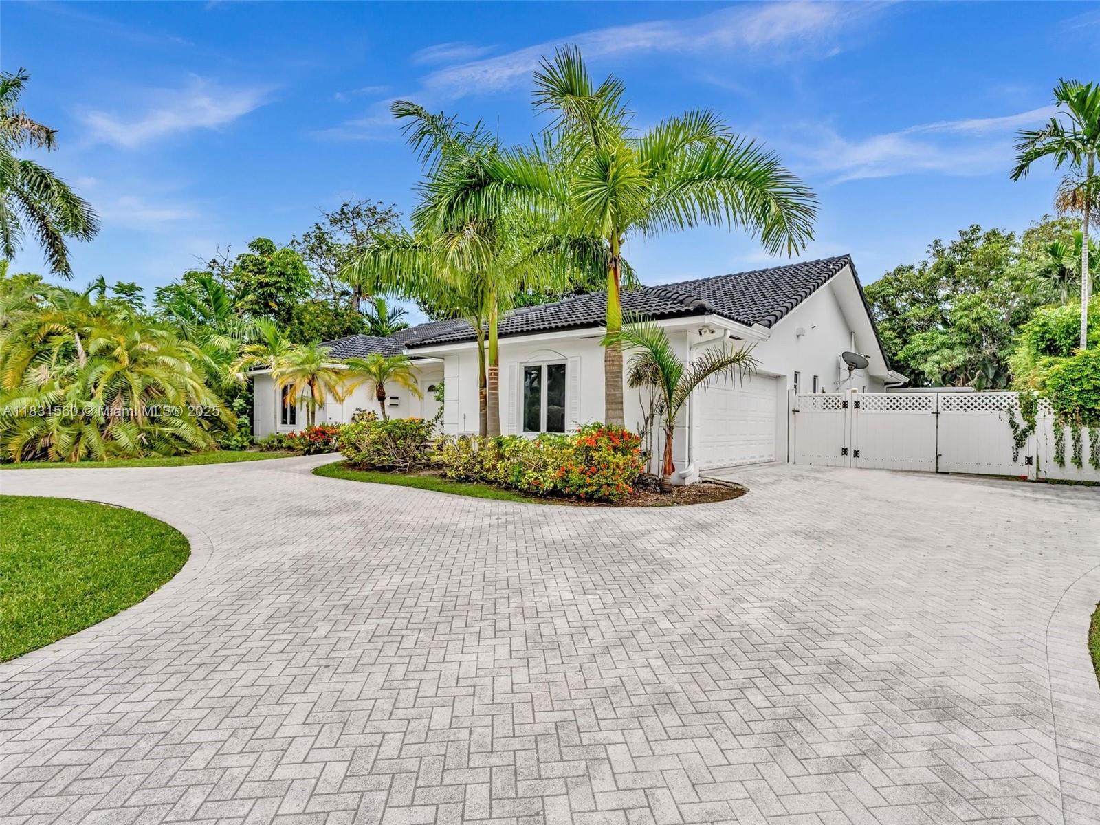 413 Tamarind Dr Hallandale Beach, FL 33009