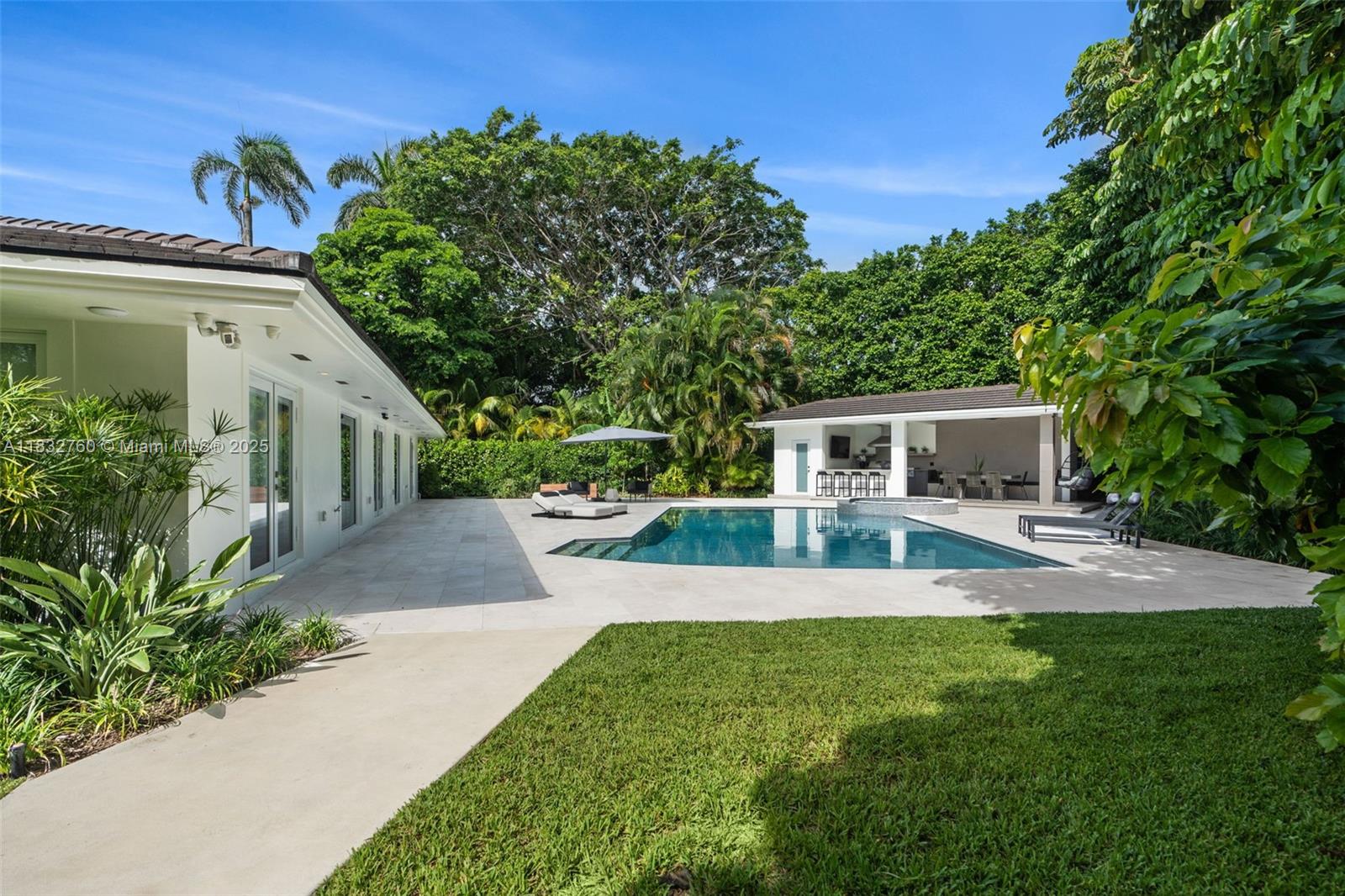 4800 Bay Pt Rd Miami, FL 33137 4800 Bay Pt Rd Miami, FL 33137