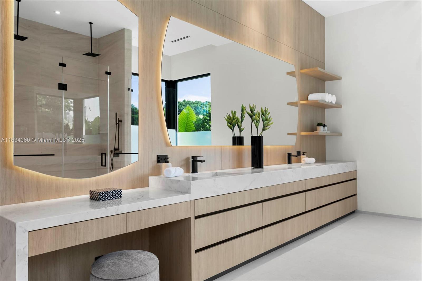 6445 SW 102nd Ave Miami, FL 33173