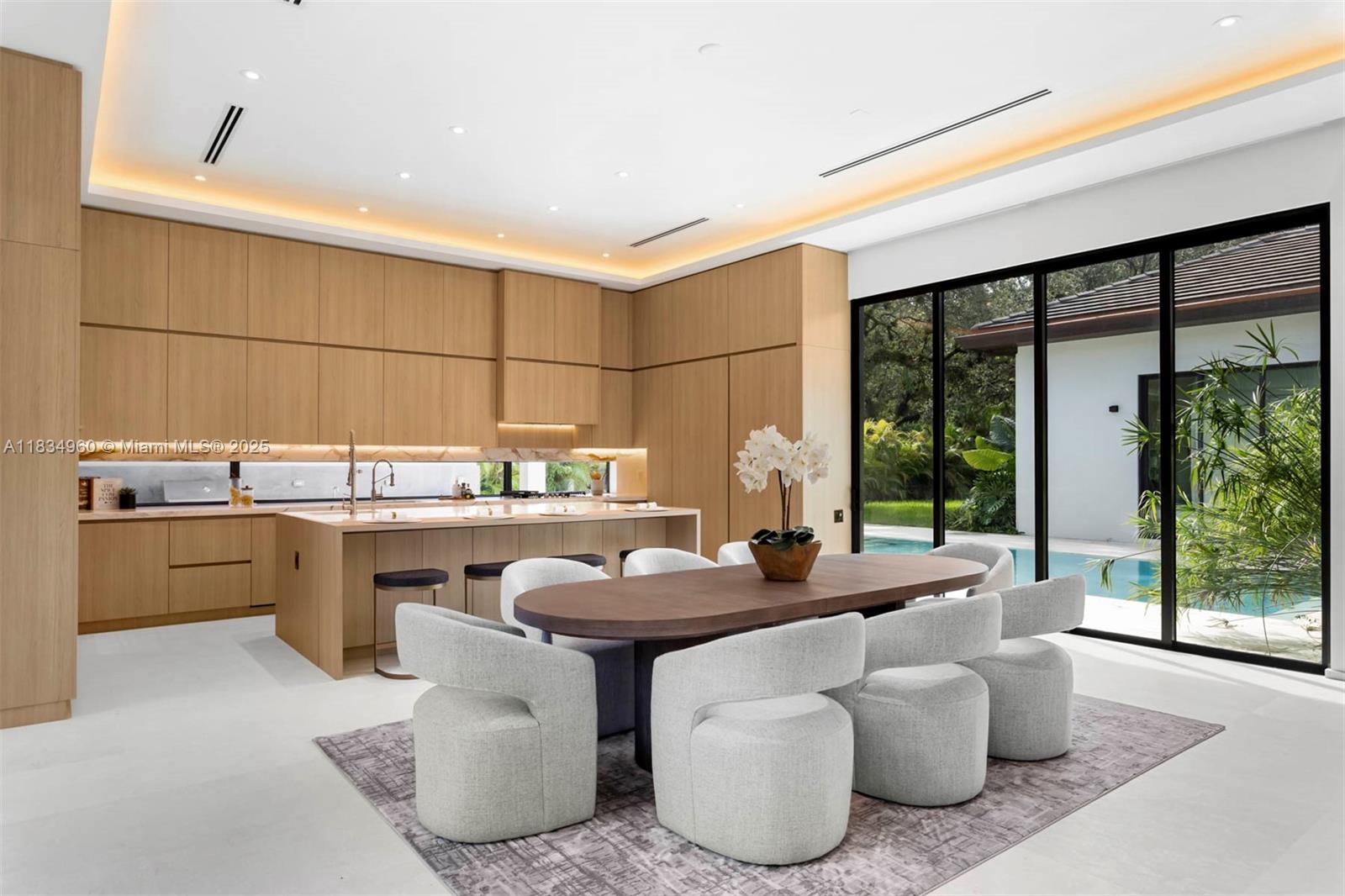 6445 SW 102nd Ave Miami, FL 33173