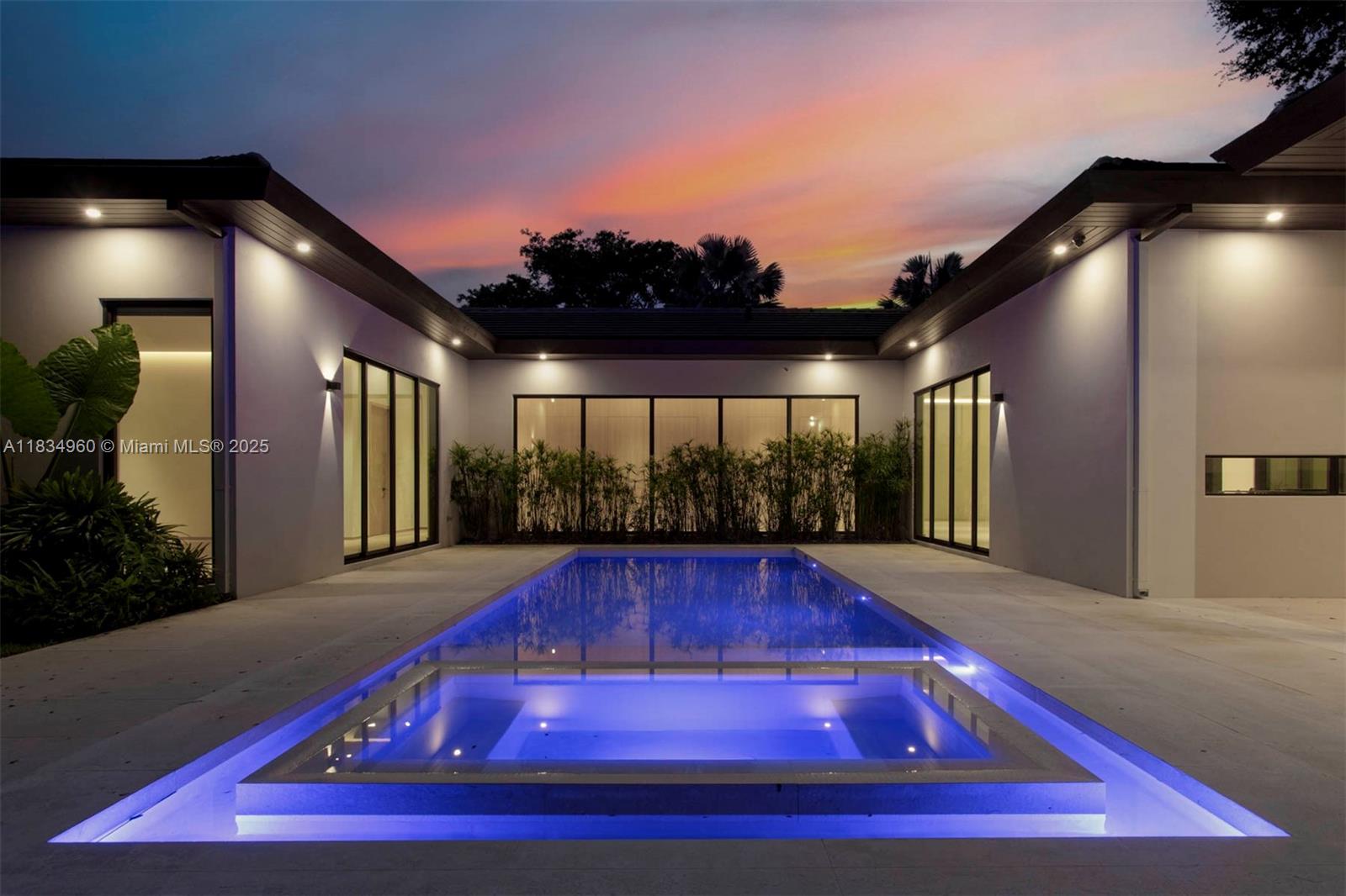 6445 SW 102nd Ave Miami, FL 33173