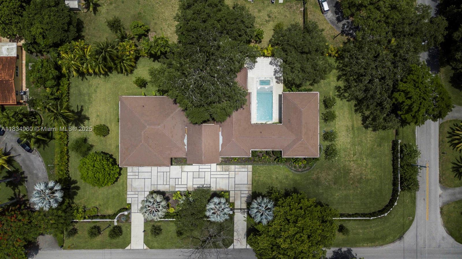 6445 SW 102nd Ave Miami, FL 33173