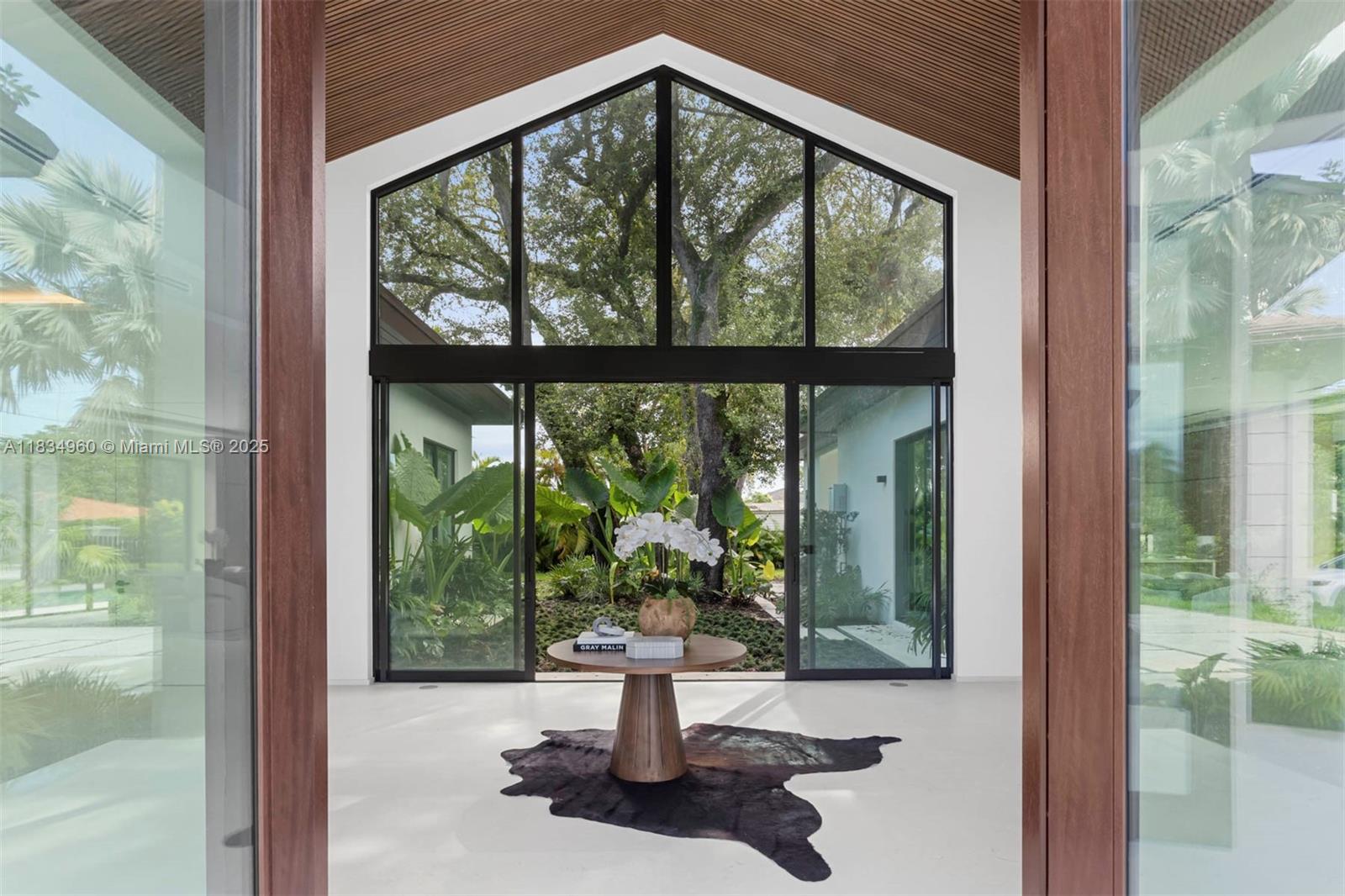 6445 SW 102nd Ave Miami, FL 33173