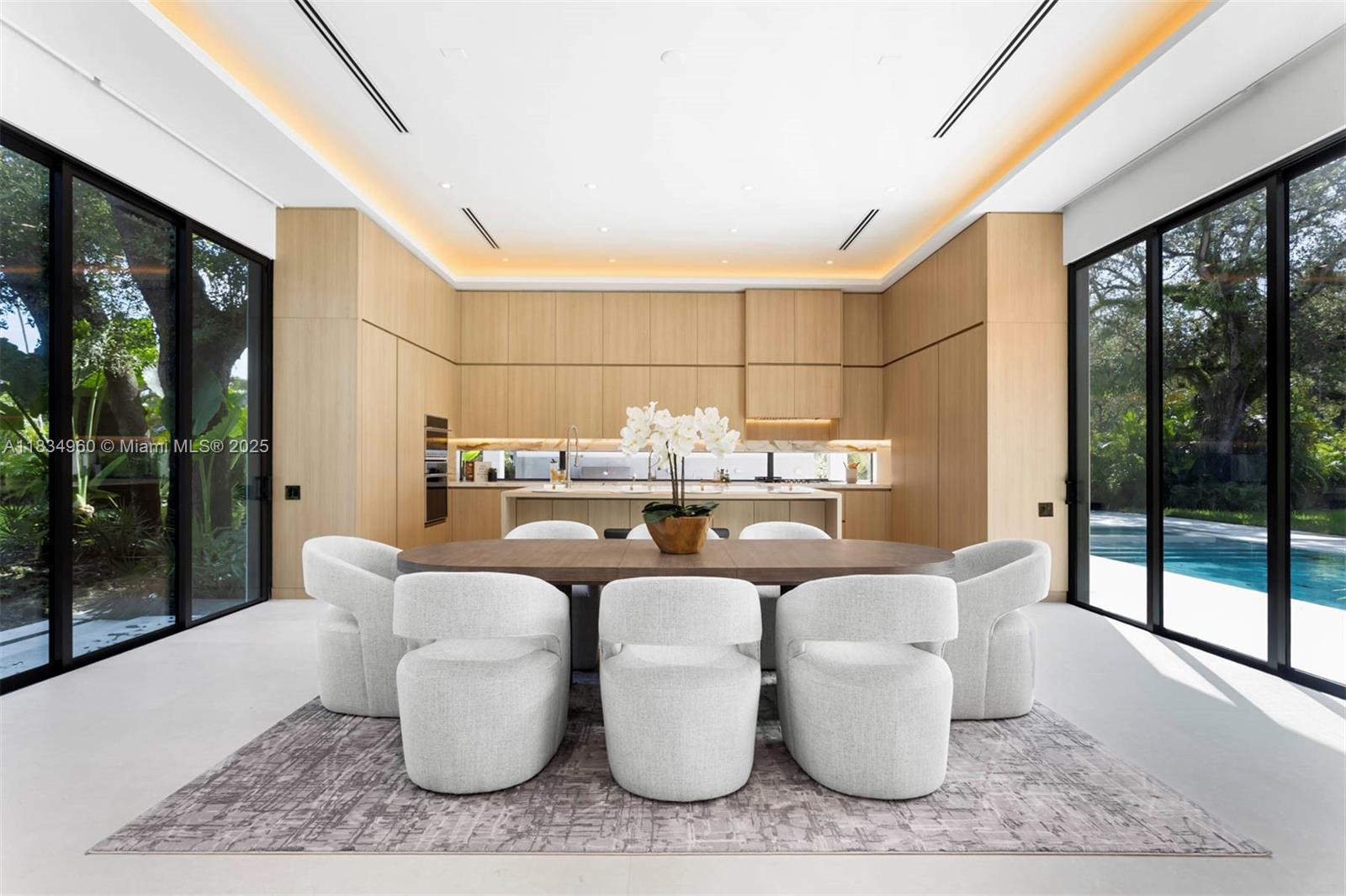 6445 SW 102nd Ave Miami, FL 33173