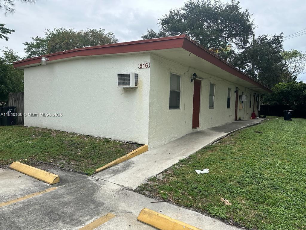 616 NW 4th Ave #3