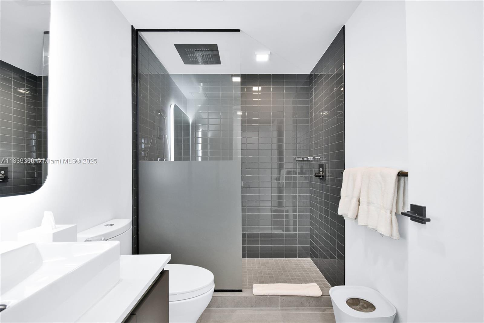 image Yotelpad20