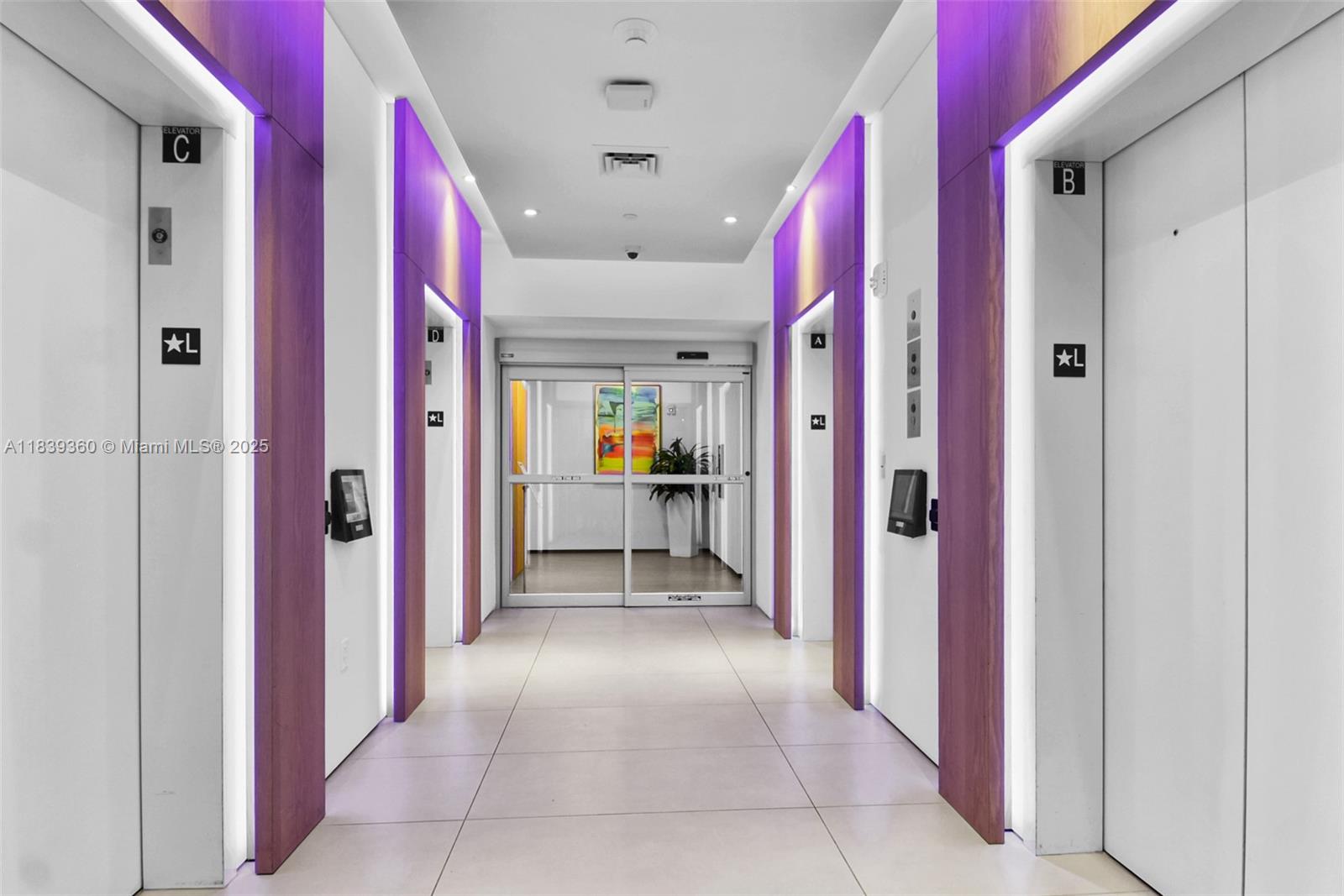 image Yotelpad35