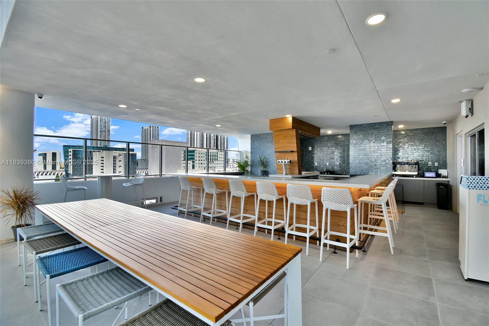 image Yotelpad40