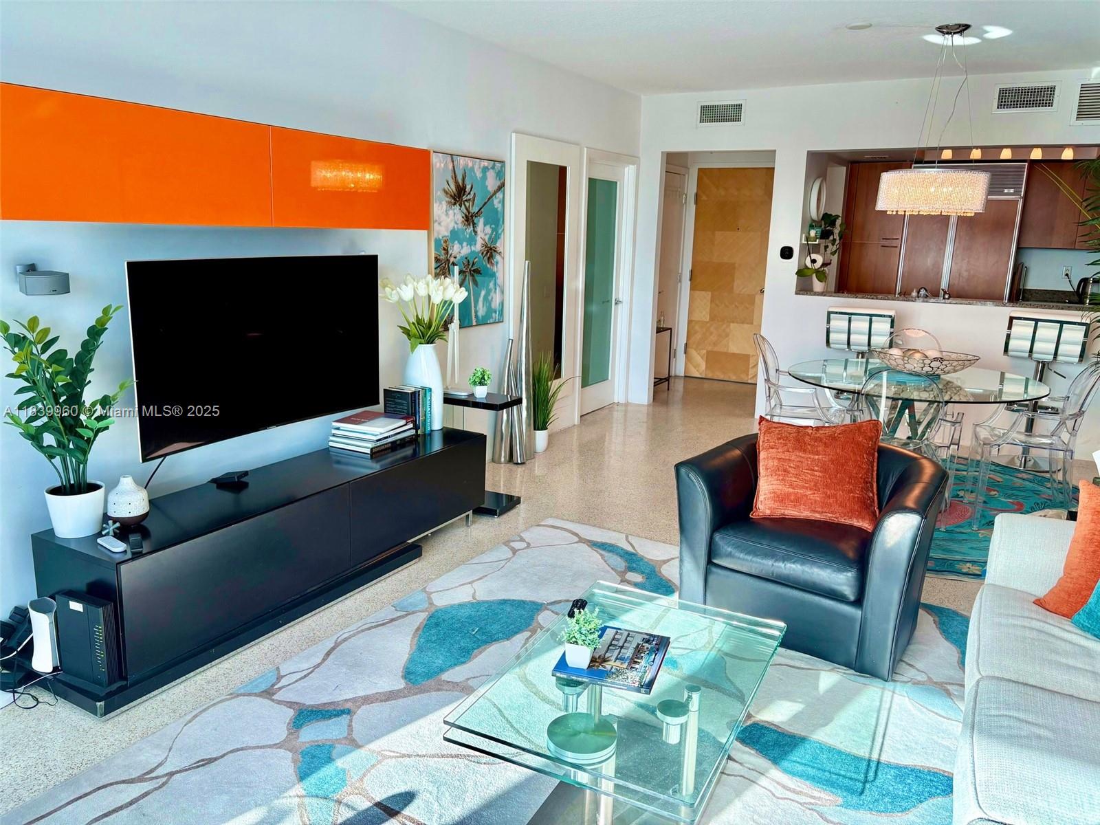 1500 Ocean Dr #809