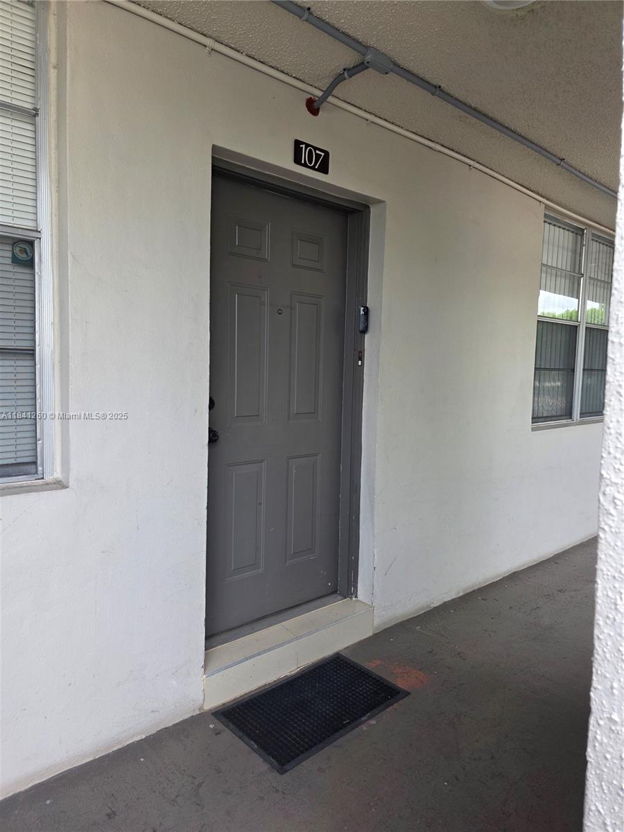 4898 NW 29th Ct #107
