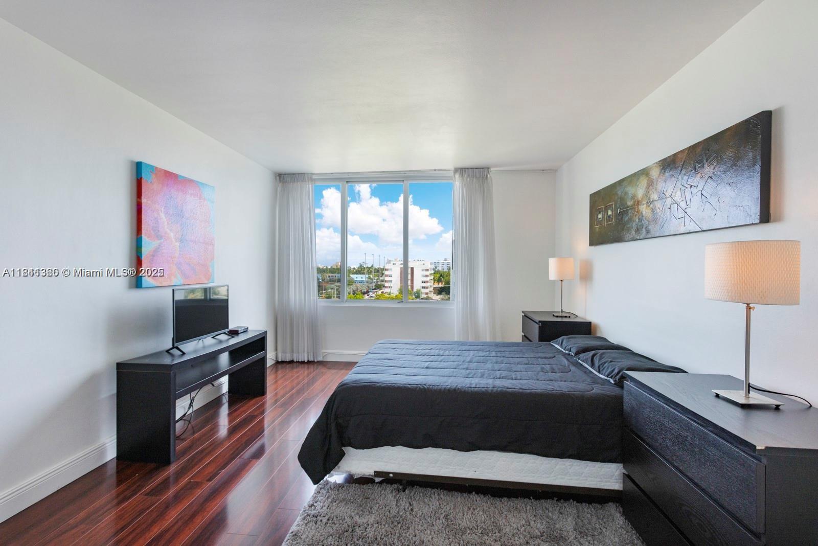 image Mirador Condominium10