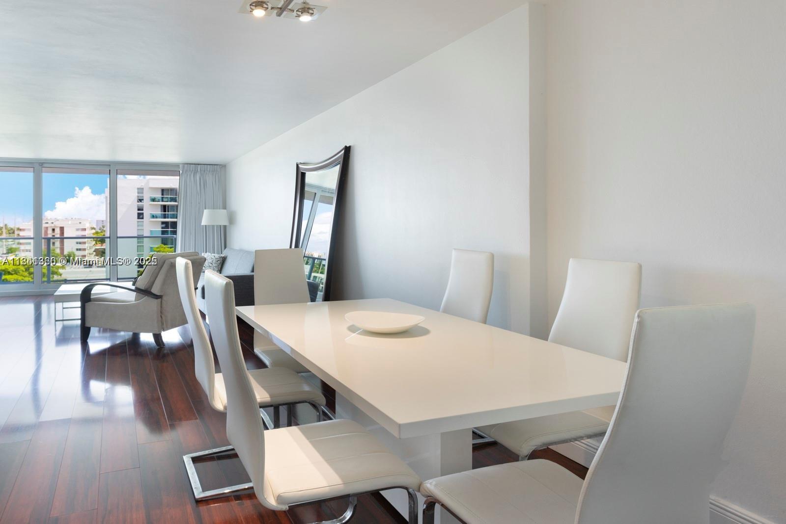 image Mirador Condominium5