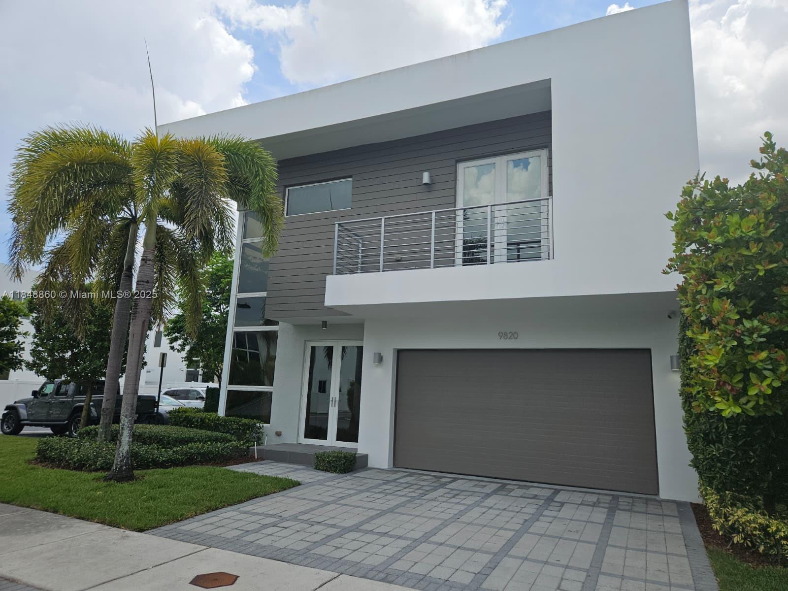 9820 NW 75th St