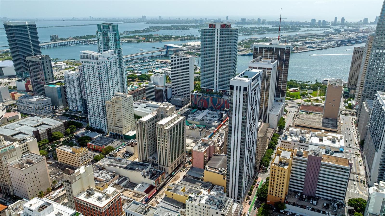 image Centro Condominium26