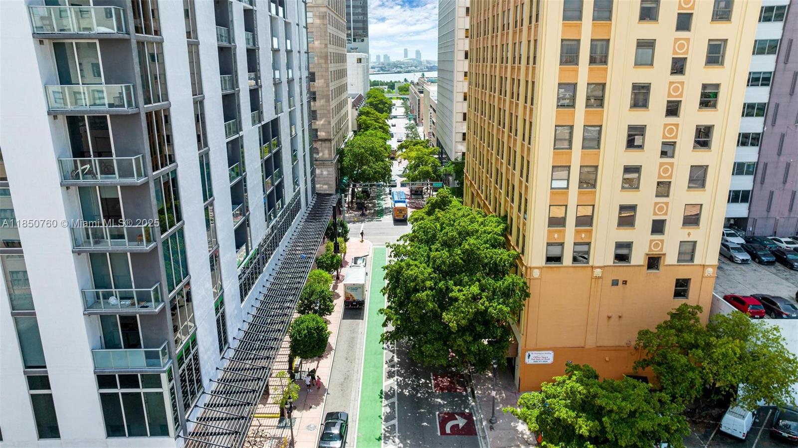 image Centro Condominium30