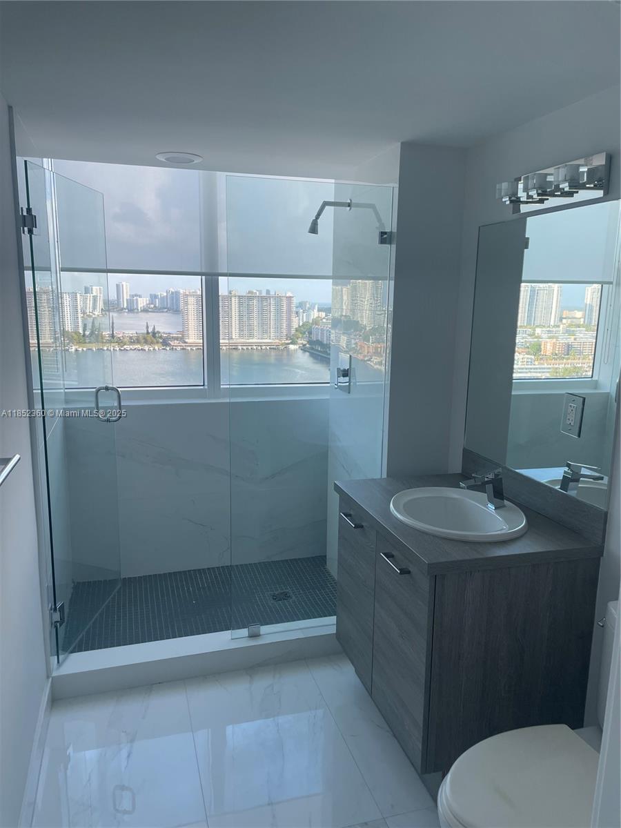 image 400 Sunny Isles16