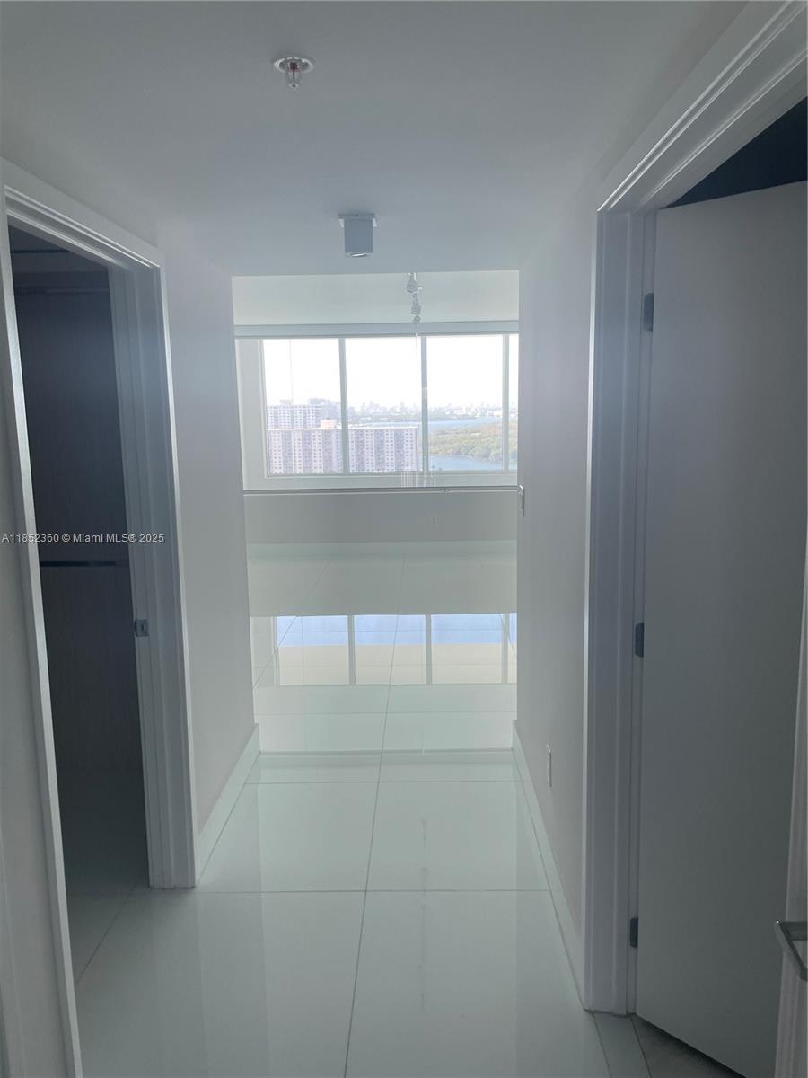 image 400 Sunny Isles27