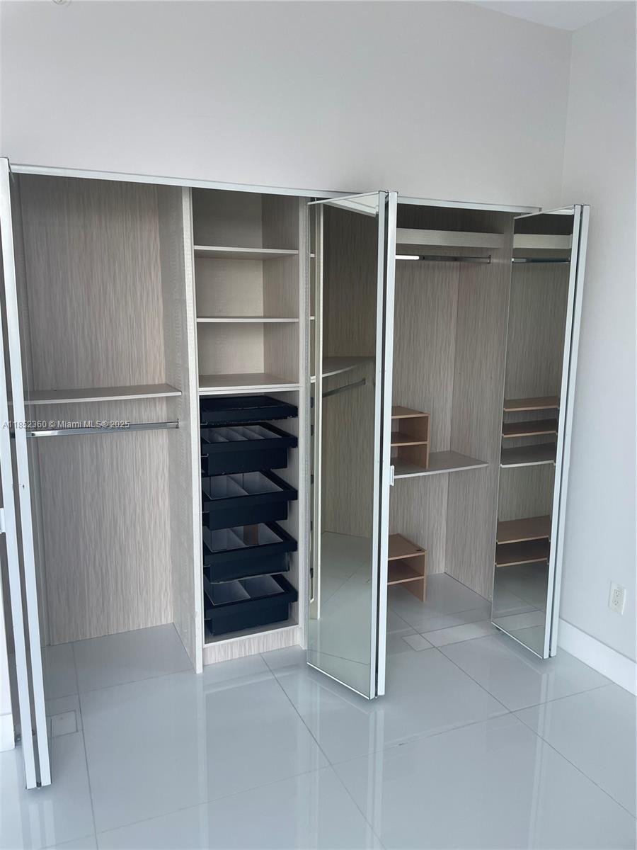 image 400 Sunny Isles34