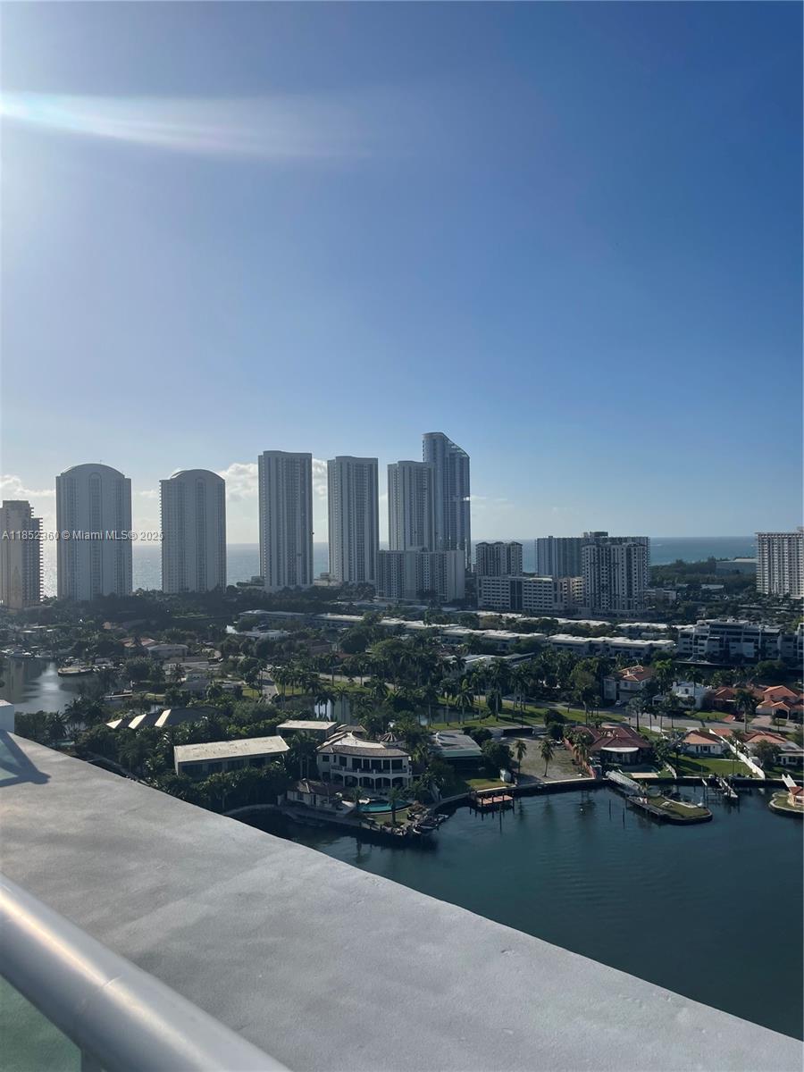image 400 Sunny Isles36