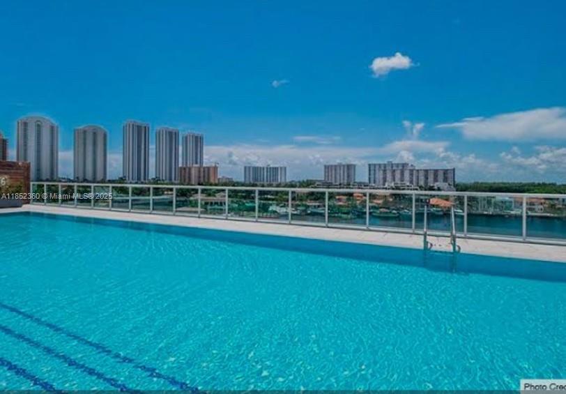 image 400 Sunny Isles3