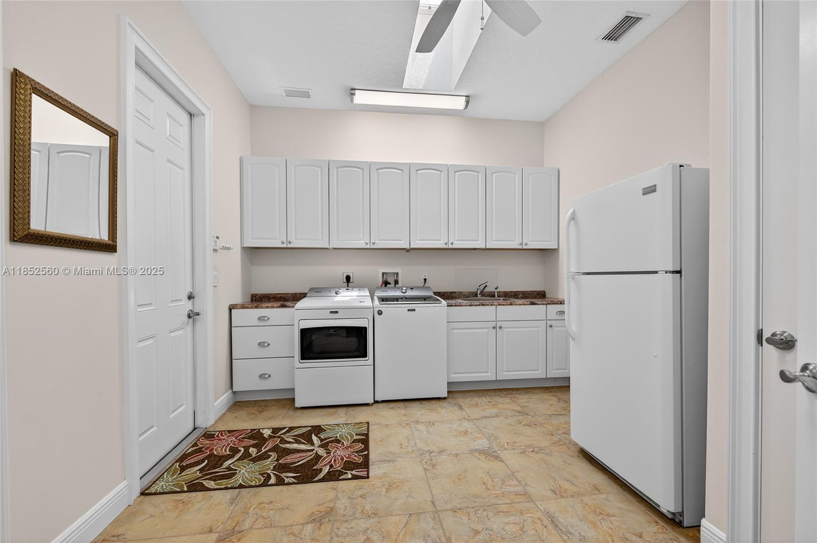 147 Ashby Cv Ln New Smyrna Beach, FL 32168