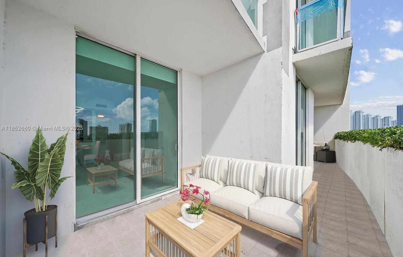 2525 SW 3rd Ave #609