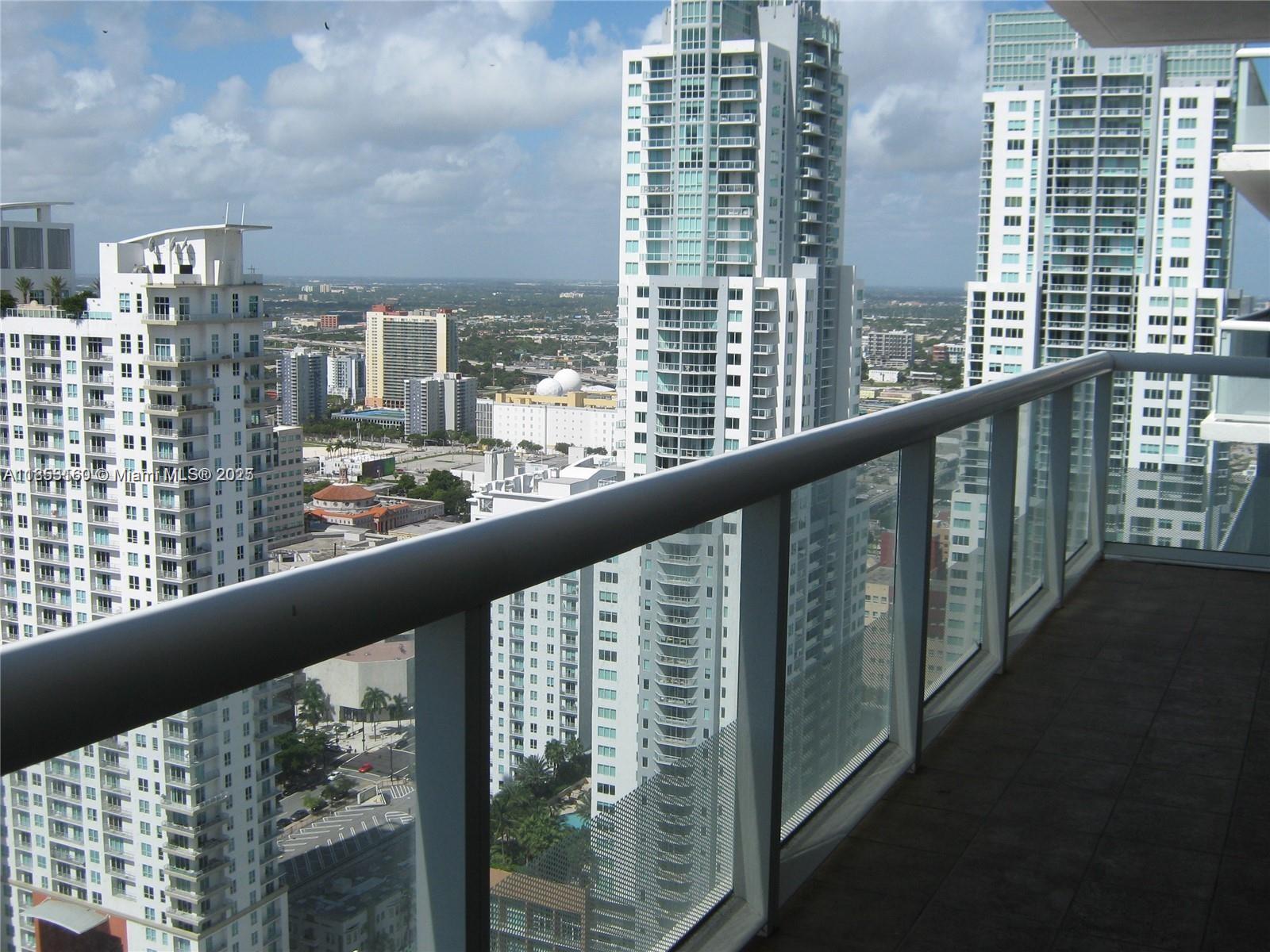 50 Biscayne Bl #4207