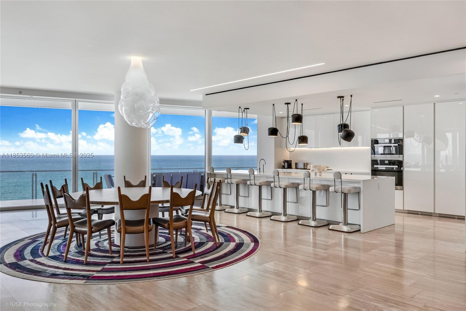 image The Surf Club6