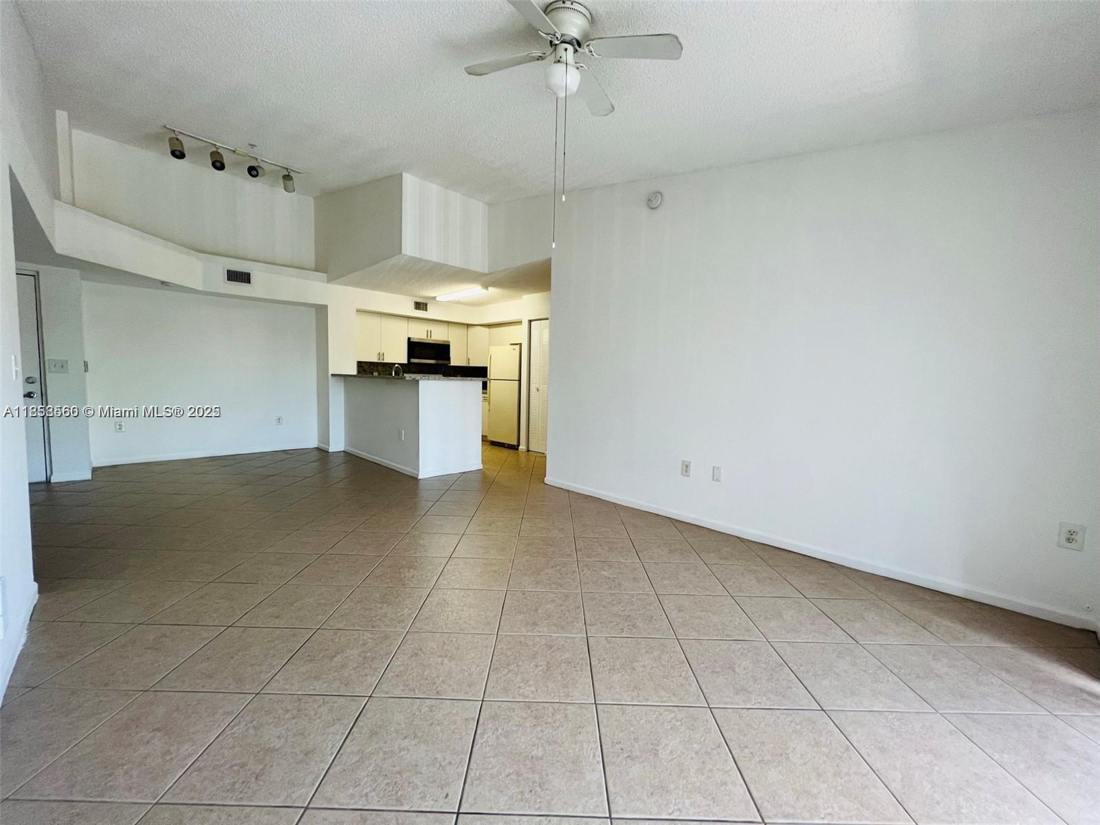 2081 Renaissance Blvd #305