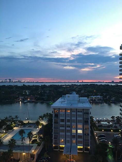 5601 Collins Ave #1524
