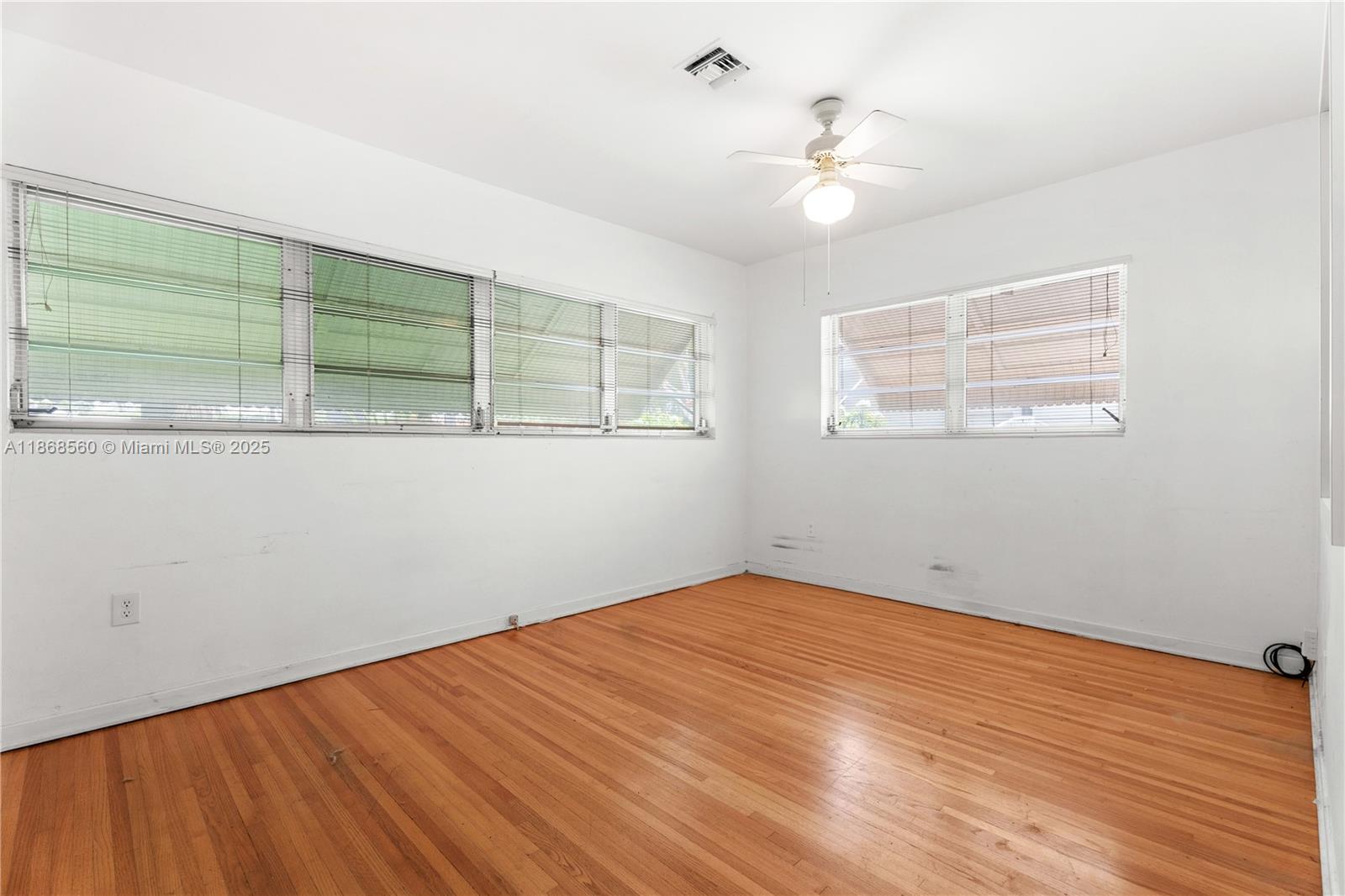 12488 N Bayshore Dr North Miami, FL 33181