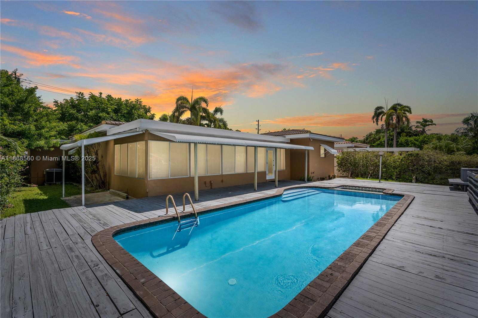 12488 N Bayshore Dr North Miami, FL 33181