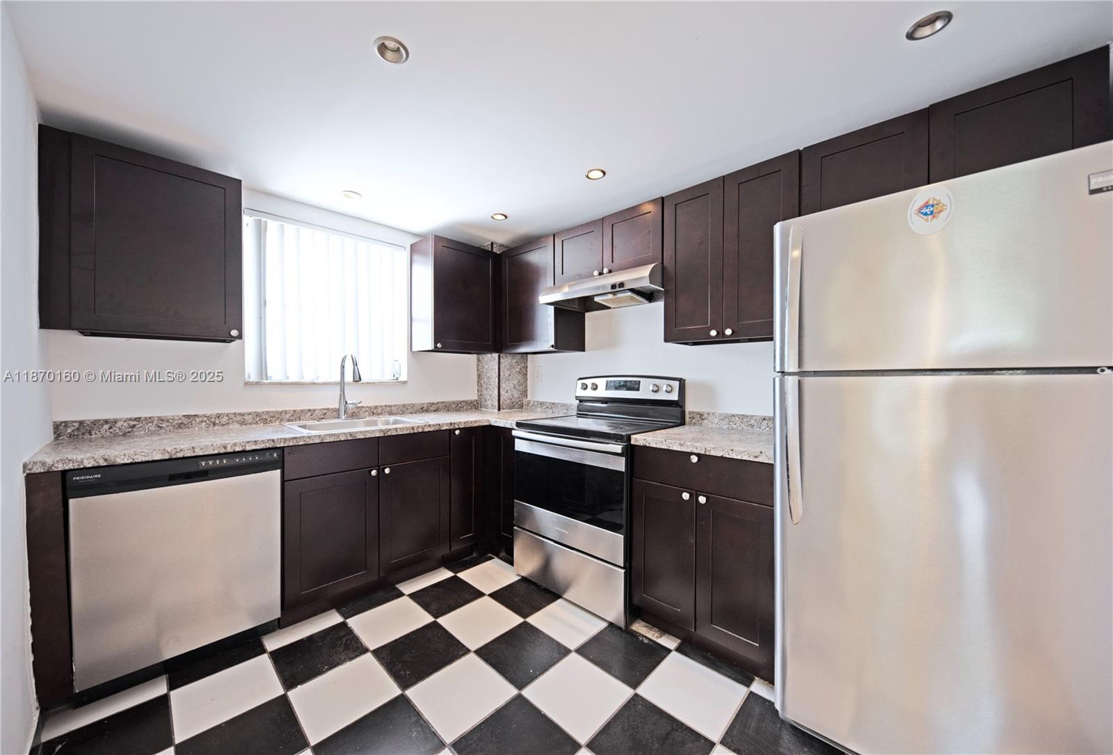 4142 N Jefferson Ave #2C Miami Beach, FL 33140