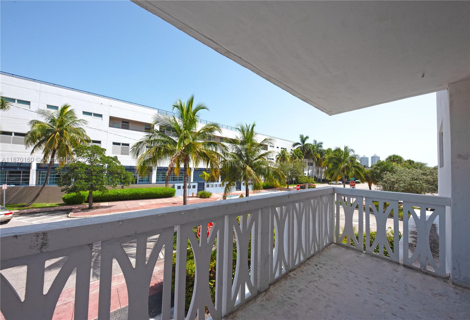 4142 N Jefferson Ave #2C Miami Beach, FL 33140