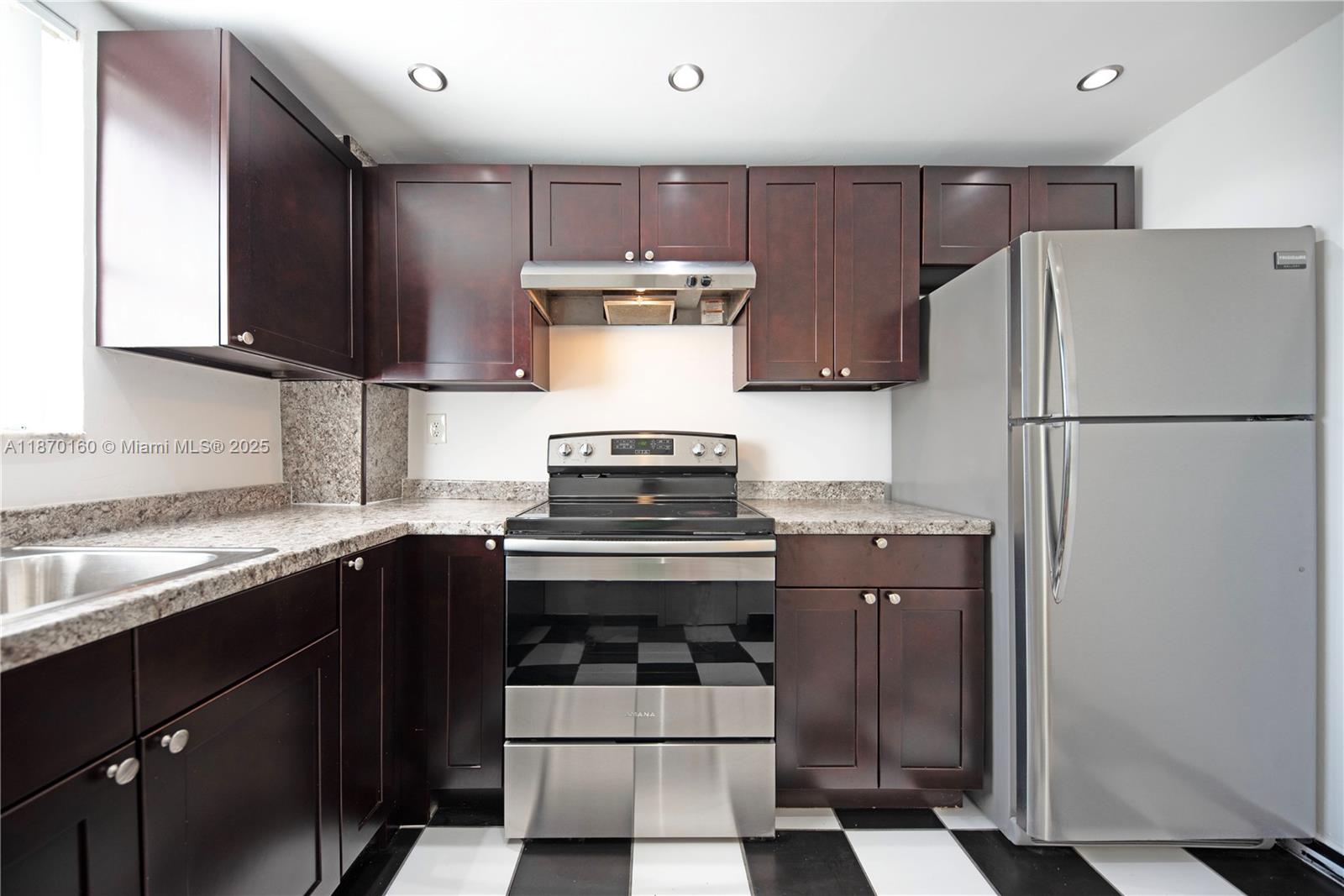 4142 N Jefferson Ave #2C Miami Beach, FL 33140