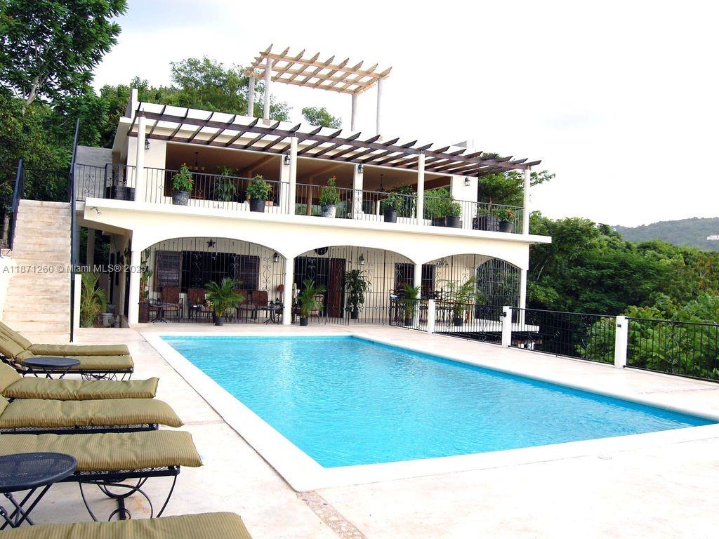 20 Rm Cardiff Hall Villa St Ann, Jamaica