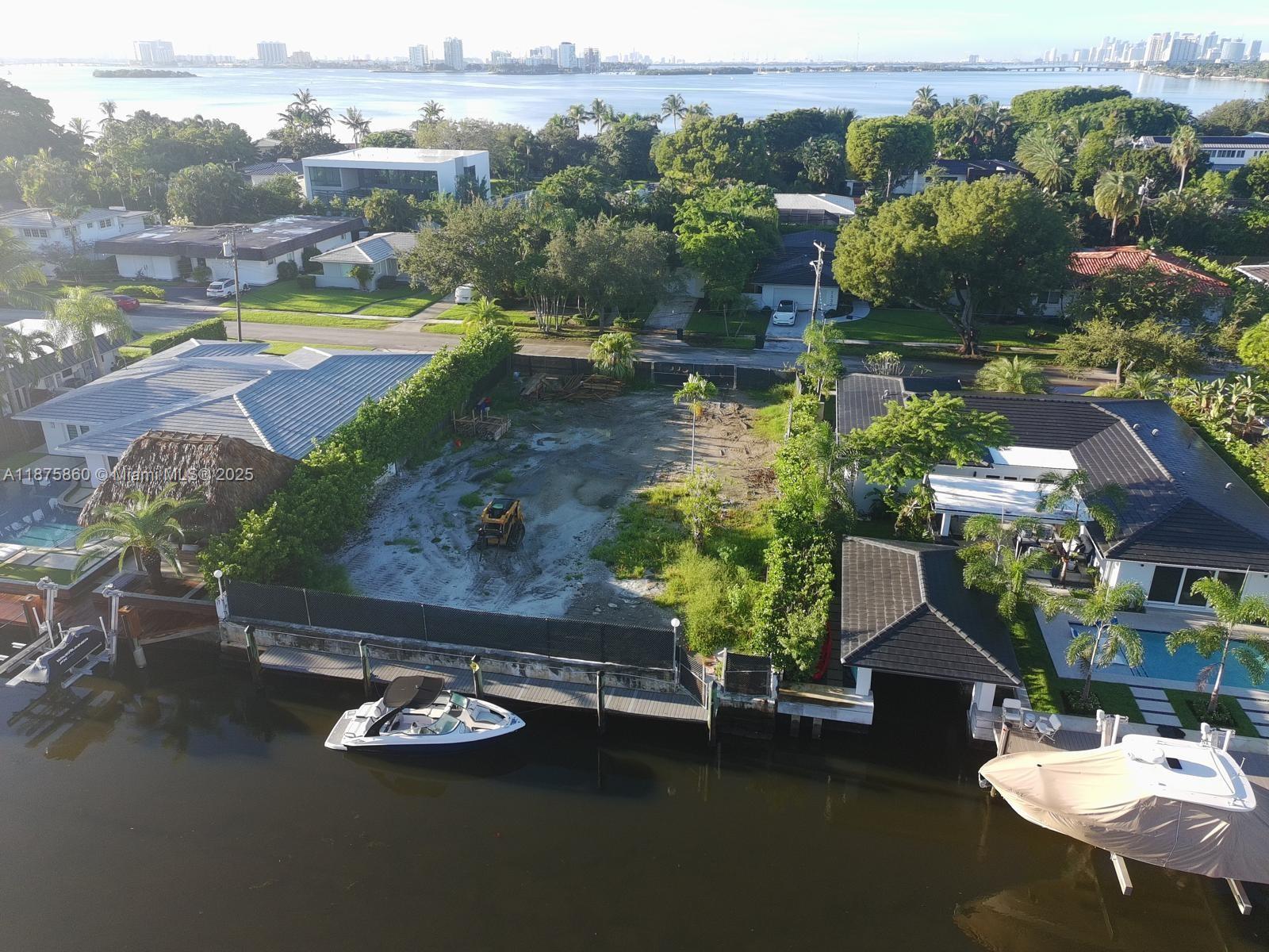 1545 NE 104th St Miami Shores, FL 33138