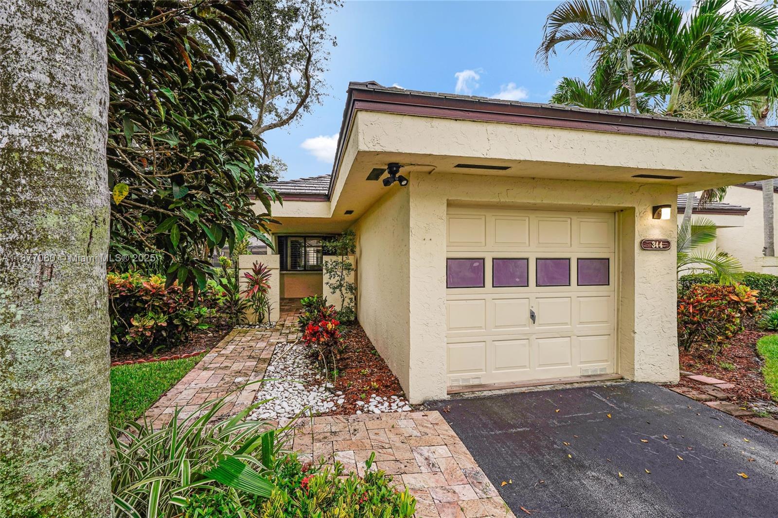 344 NW 94th Ter