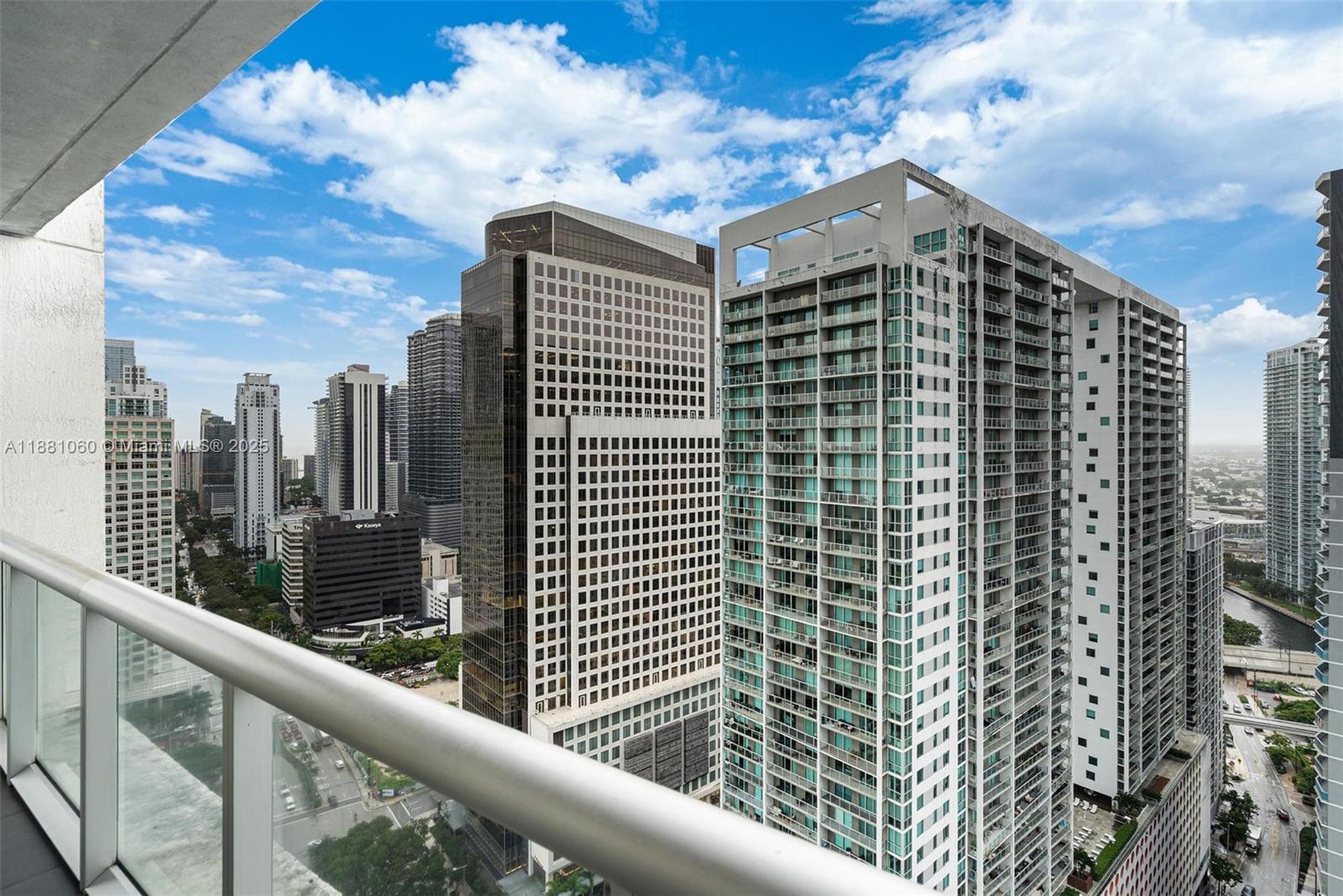 image Icon Brickell10