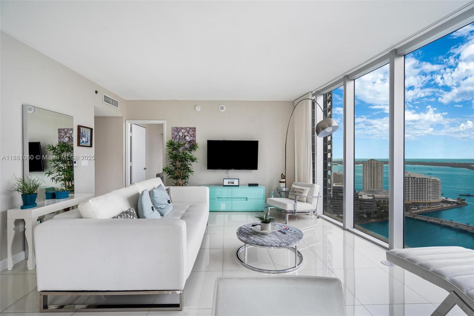 image Icon Brickell21