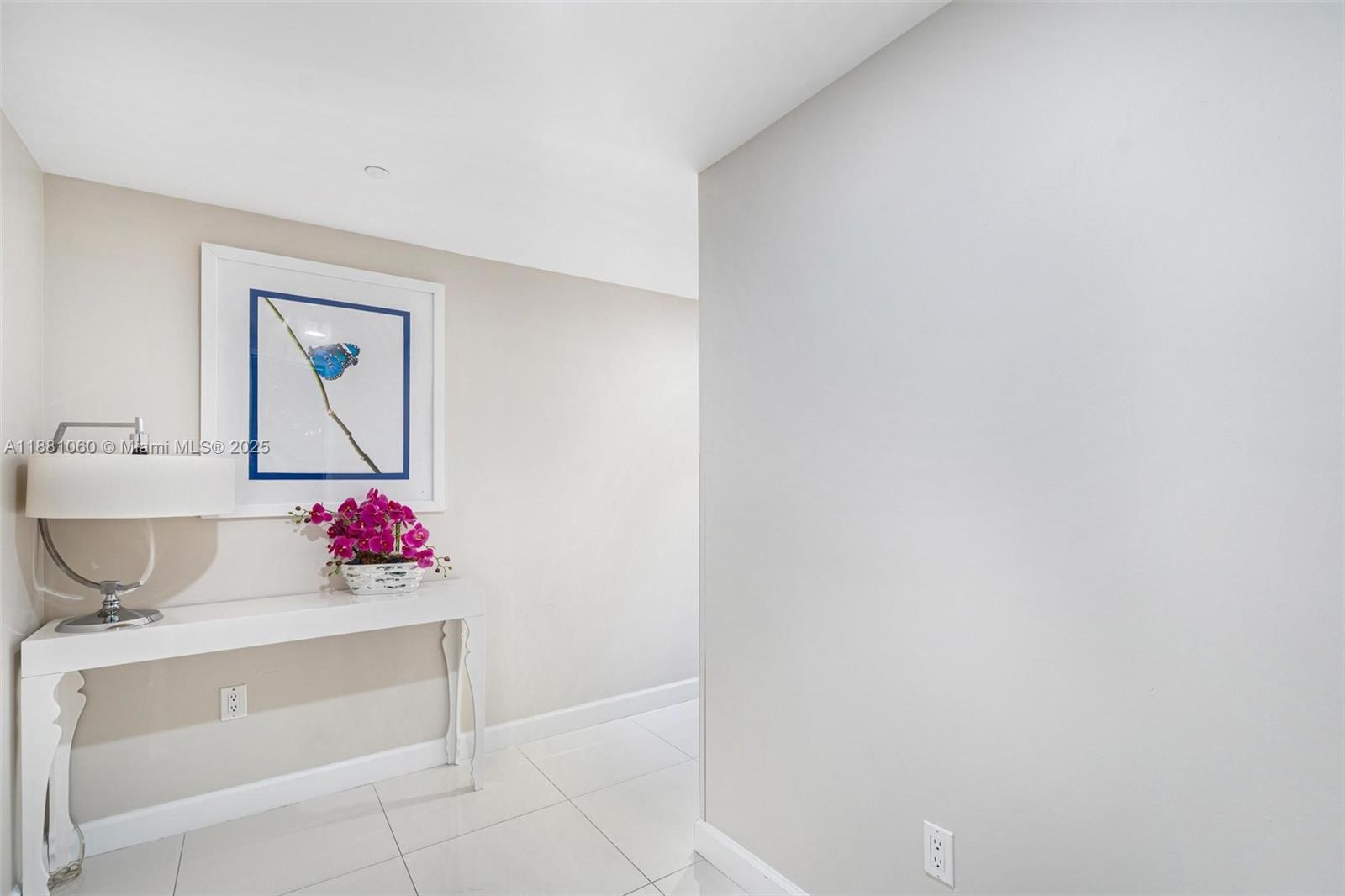 image Icon Brickell22