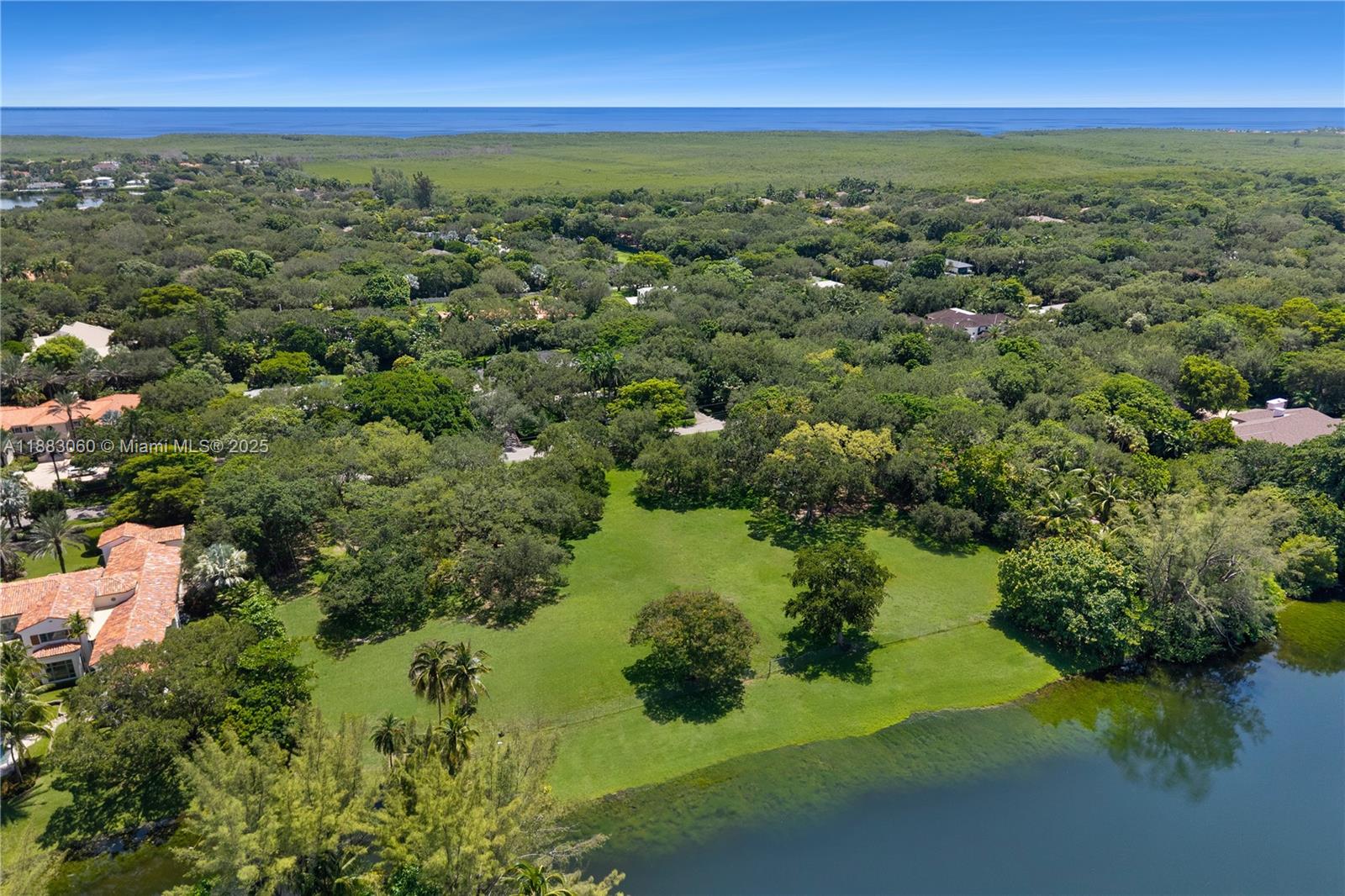10600 Lakeside Dr Coral Gables, FL 33156 10600 Lakeside Dr Coral Gables, FL 33156